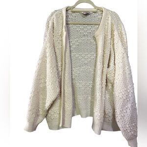 Eclectic grama Cream Women's Sweater size XXL